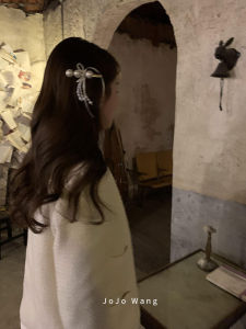 Super Beautiful Pearl Hair Clips Womens Side Bangs Clips Girls Hair Accessories Side Clips Top Clips Fashionable Hair Decorations