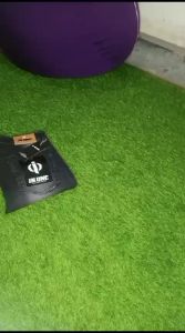 Celana jeans warna grey scrup