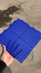 plastic pallet matting plastic matting for dog heavy duty for warehouse plants chicken 0.8x0.8ft plastic mat or banig for school garden floor decoration tiles outdoor mat waterproof matting floor pig sale dog cage floor matting plast size 4x4 1x3 2x4 ft