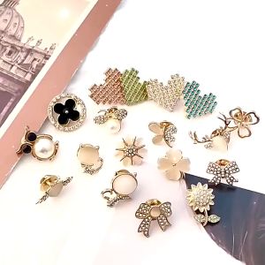 Bros Pin Aksesoris Hijab Aksen Mutiara Motif Elegan / Pin Baju Klip Kecil Bros Korean Fashion / Tuspin Bros Kancing Mutiara Serbaguna