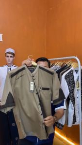 Elrumi Baju Koko Pria Lengan Pendek Polos Abu Abu & Coklat Motif Yusinsun