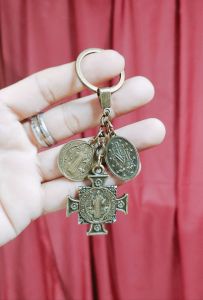 St. Benedict Miraculous Engraved Antique Flat Cross with Medallia Milagrosa for Holders