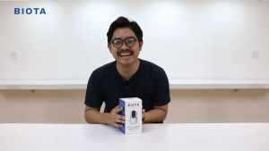 BIOTA Bundling Smart Camera Indoor PTZ - Kamera CCTV Indoor Pan Tilt Zoom Wifi Bisa Pantau Jarak Jauh Di Hp + MicroSD