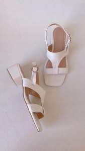 Heels Cindy Sandals