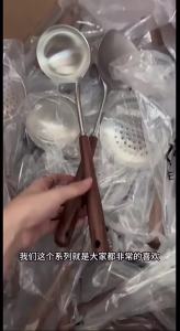 Food-grade Stainless Steel Cooking Utensils Set Walnut Handle