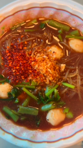 เรือทอง ก๋วยเตี๋ยวเรือ กึ่งสำเร็จรูป อร่อย เข้มข้น มี อ.ย. มาตรฐานส่งออก