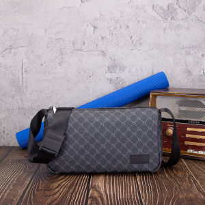 ARCTIC HUNTER กระเป๋าผู้ชาย กระเป๋าสะพาย ผช กระเป๋าสะพายข้างผู้ชาย กระเป๋าสะพายข้างสำหรับผู้ชาย ใหม่กระเป๋าสะพายหนัง PU กระเป๋าคาดอกกระเป๋าทรงสี่เหลี่ยมขนาดเล็กสำหรับใส่โทรศัพท์