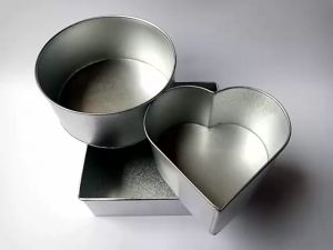 Set Loyang Kue Bentuk Kotak Bulat & Love BKL Tinggi 4 & 7 Ukuran 16 15 13 cm