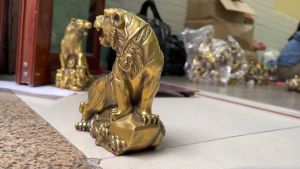 Tượng Hổ Phong Thủy Bằng Đồng Đứng Bệ Đá Cỡ Bé Cao 15cm Nặng 1kg Để Bàn Làm Việc Phòng Khách Phong Thuỷ