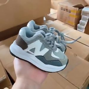 Sepatu sneakers olahraga anak laki laki sport import / sepatu kets anak perempuan - Roseshop [COD] [6 Bulan-3 Tahun]