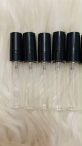 [แบบ1และ3ขวด] ขวดสเปรย์แก้วเล็กจิ๋ว (ขนาด5ml.) สำหรับแบ่งน้ำหอมหรือเครื่องสำอางค์พกพา ขายเท ราคาถูกมาก