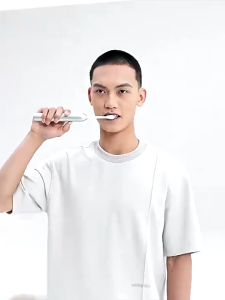 Usmile Oscillating-Vibrating Electric Toothbrush P20 PRO Smart Couple Gift for Girlfriend New Generation Sweeping Deep Cleaning Gum Protection Glacier