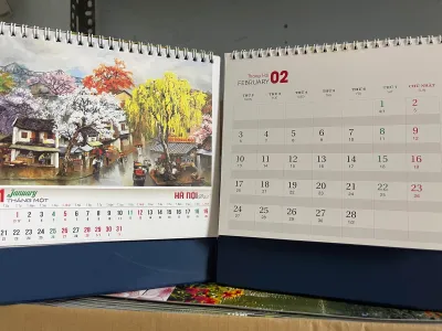 Lịch bàn chữ A cỡ lớn 19x23 cm cực đẹp 2025 đầy đủ âm dương ghi chú