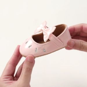 Baby pink Sandals Toddler Shoes Bottom Anti Slip Infant Crib Shoes Cute Fashion Girls Walking Shoe