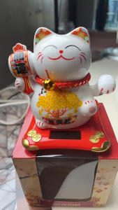 Kucing Hoki Solar Gemetar Seramik Hiasan Bertuah Nasib Cat Lucky Charm Hiasan Rumah Pejabat Hadiah 0505