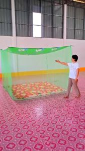 มุ้ง 12 ฟุต หลังคาลาย เนื้อผ้าพริกไทย ตาถี่ นอนได้ 6-7 คน