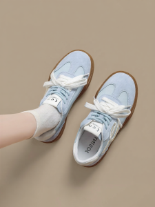 Josiny | Celebrity-Endorsed Platform Shoes for Women