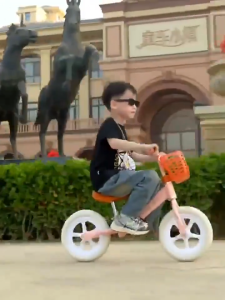 NE.KIDS NEW Sepeda Anak + Keranjang Balance Bike Balita Umur 1 2 3 4 5 6 Tahun Latihan Pushbike