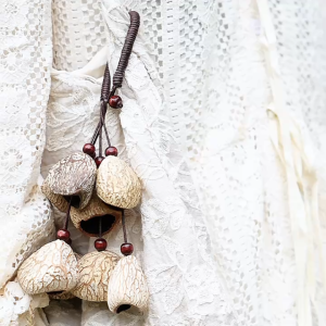 เปลือกผลไม้ธรรมชาติลมระฆังลำธารเพลงบำบัดมือหมุนระฆังของขวัญวันเกิดรถเข็นแขวนกระเป๋าสะพายกระเป๋าเป้สะพายหลังแขวนเครื่องประดับ