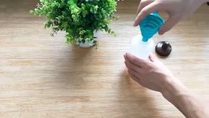 Corong Minyak Goreng Silikon Air Lipat Portable Plastik Mini Kerucut Tuang Minyak Susu Madu Sabun