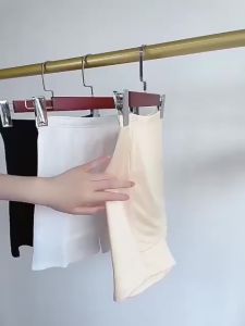 Celana Pendek Wanita: Celana Pendek Elastis Motif Polos & Anti Nyeplak