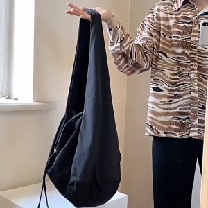 Cool Casual Messenger Bag Hong Kong Style Canvas Korean Version of Large-capacity Nylon Joker Harajuku Student Underarm