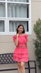 NOOZZSHOP 5511335 ชุดเซ็ทเสื้อกระโปรง ฟรีไซส์ผ้าพลีทร่องเล็ก ชุดเที่ยวคาเฟ่