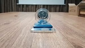 Pajangan Parfum Jam Mobil Dashboard Mobil Aksesoris