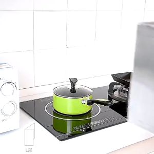 Aluminium Foil Oil Splash Guard Insulate Splash Proof Baffle Foldable Cooking Splatter Screens Stove Shield Protector(V)