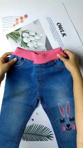 Celana Jeans Panjang Anak Cewek atau Perempuan Bahan Tebal Motif Bordir karakter hewan untuk usia 2 - 5 Tahun