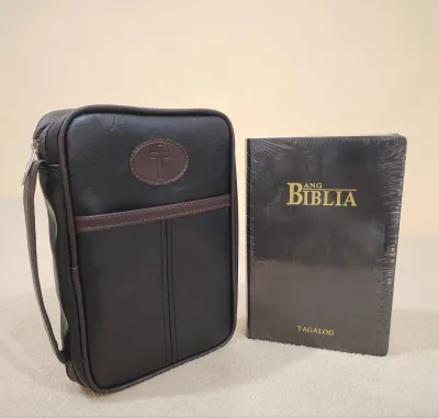 HOLY BIBLE TAGALOG SMALL/COMPACT/HANDY SIZE BIBLE SOFT LEATHERETTE COVER ANG BIBLIA LUMA AT BAGONG TIPAN OF 1982