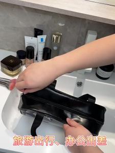 100% Authentic Sanrio Hello Kitty Cosmetics Bag Cinnamoroll Travel Bag Portable Kuromi Storage Bag Lightweight Pochacco Melody Birthday Gift A001SN