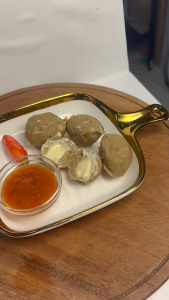 BAKSO KEJU MONCROT UKURAN SEDANG ISI4 KEJU LUMER SAOS SAMBAL Pedas Nikmat