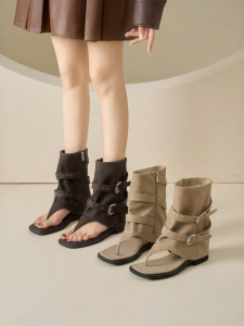 Josiny | Vintage Toe-post Sandal Boot