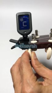 Tuner Chromatic Gitar Bass Biola Ukulele Violin Stem Senar Model Clip On