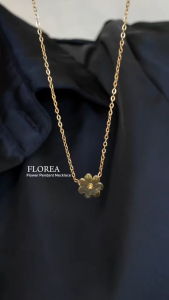 HB Jewelry FLOREA Flower Pendant Chain Necklace for Women Non Tarnish Hypoallergenic Non Fading Elegant Minimalist Everyday Wear Fashion Jewelry Lightweight Necklace