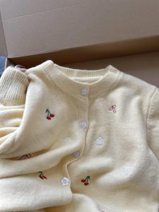 Áo Len Cardigan Dệt Kim Rộng Rãi Cổ Tròn Phong Cách Hàn Quốc Cho Nữ Mùa Xuân 2025 Áo Khoác Ngoài Thường Ngày Thoải Mái