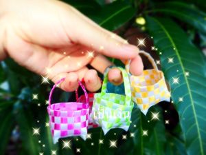 เหรียญโปรยทาน ตะกร้า คละสี