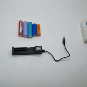Bộ sạc nhanh pin LJ-4205-1P 18650 14500 16340 USB thông minh 1 ngăn cải tiến thông dụng