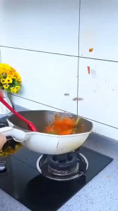 Pelindung Kompor Anti Minyak Penahan Angin Kompor Gas Penutup Kompor Gas Anti Angin