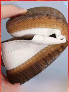 Anti-Slip Kitchen Shoes Womens Flat Slip-On Work Shoes Mom Casual Leather Shoes Waterproof TPR Cowhide Bottom Four Seasons