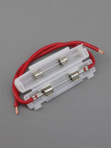 ไนลอนรถยนต์รถจักรยานยนต์ผู้ถือฟิวส์ Dual Tube GROUND แหวน Grounding Connector M6 สกรูป้องกันวงจรไฟฟ้าที่ทนทาน