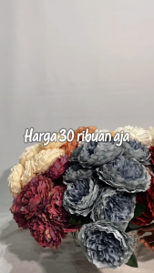 Artificial French Flowers 9 Branches. Bunga Perancis Artificial 9 Cabang Bunga Premium / CZ-007L