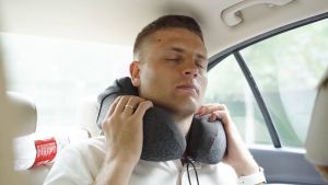 COMFY Neck Pillow Travel with HoodieNeck Support Pillow Travel Neck Pillow U Shape Memory Pillow Sleep Plane Car Rebound Pillows for Sleeping Soft Spine Cervical Healthcare Flight Hooded Hat Pillows连帽衫旅行枕