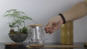 COD Mug Cangkir Gelas Kopi Teh Set Saringan Infuser Tutup Kayu 420 ml / Gelas Kaca One Two Cups Gelas Cangkir Teh Tea Cup Mug with Infuser Filter / Gelas Saringan Rempah- C225