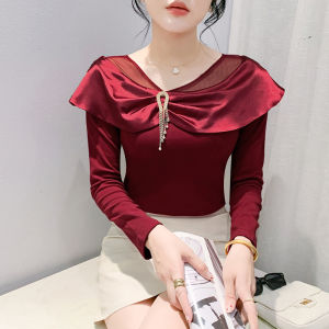 Yimei độc đáo Bow và Ruffle Áo đỏ dài tay 2024 mùa thu thời trang mới khoét rỗng Áo Phông Cổ Chữ V của phụ nữ cotton ôm vừa phiên bản Hàn Quốc Áo Thun Cơ Bản