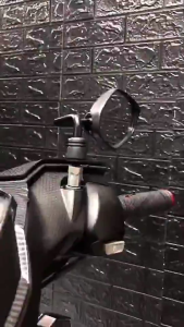 HONDA/YAMAHA CURVED BLACK/CHROME STEM ORIGINAL SIDE MIRROR (with Brackets) NON-GRADED CLEAR LENS 1 PAIR