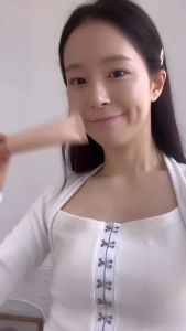 CHICHO Sheer Glow BB Cream 30ml - Full Coverage SPF 20 Natural Finish Vegan Friendly