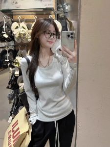 White Long Sleeve Womens T-shirt Three Wood Early Autumn Versatile Slimming Base Layer Shirt Casual Style Cotton Material