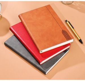(สามารถแกะสลักโลโก้ได้) สมุดโน๊ตหนัง A5 สำหรับนักเรียน สมุดบันทึกการประชุมการทำงาน สมุดจดบันทึกธุรกิจ ไดอารี่ สมุดสรุปเนื้อหา หน้ากระดาษมีเส้น 112 แผ่น 224 หน้า